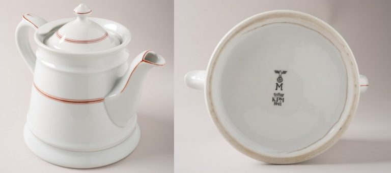 Cafetière, 1941