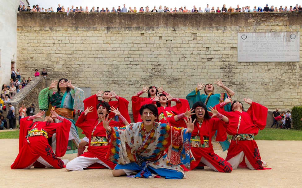 Danseurs de Soh Odori dans la cour du Château